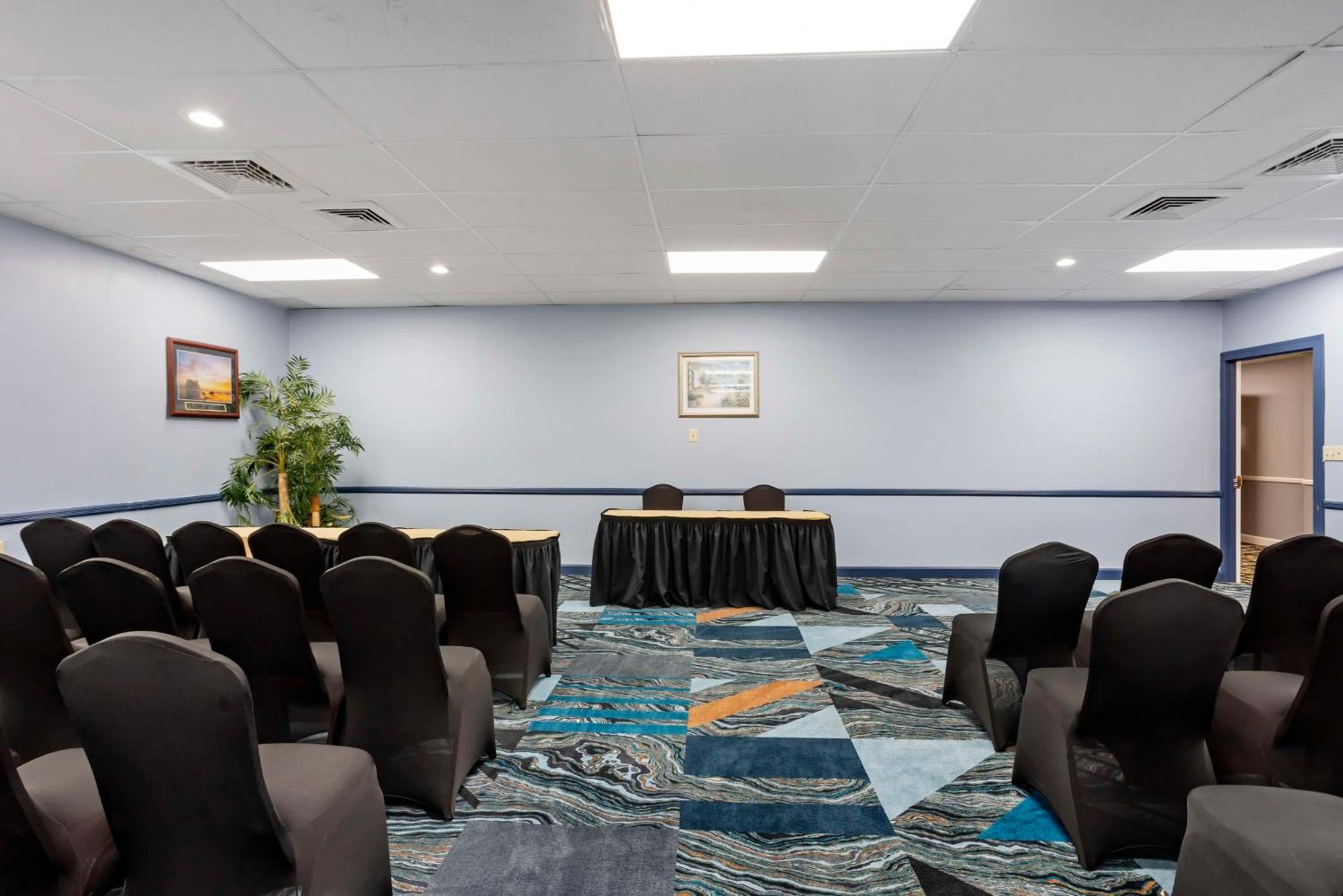 Best Western Rutgers University 2*